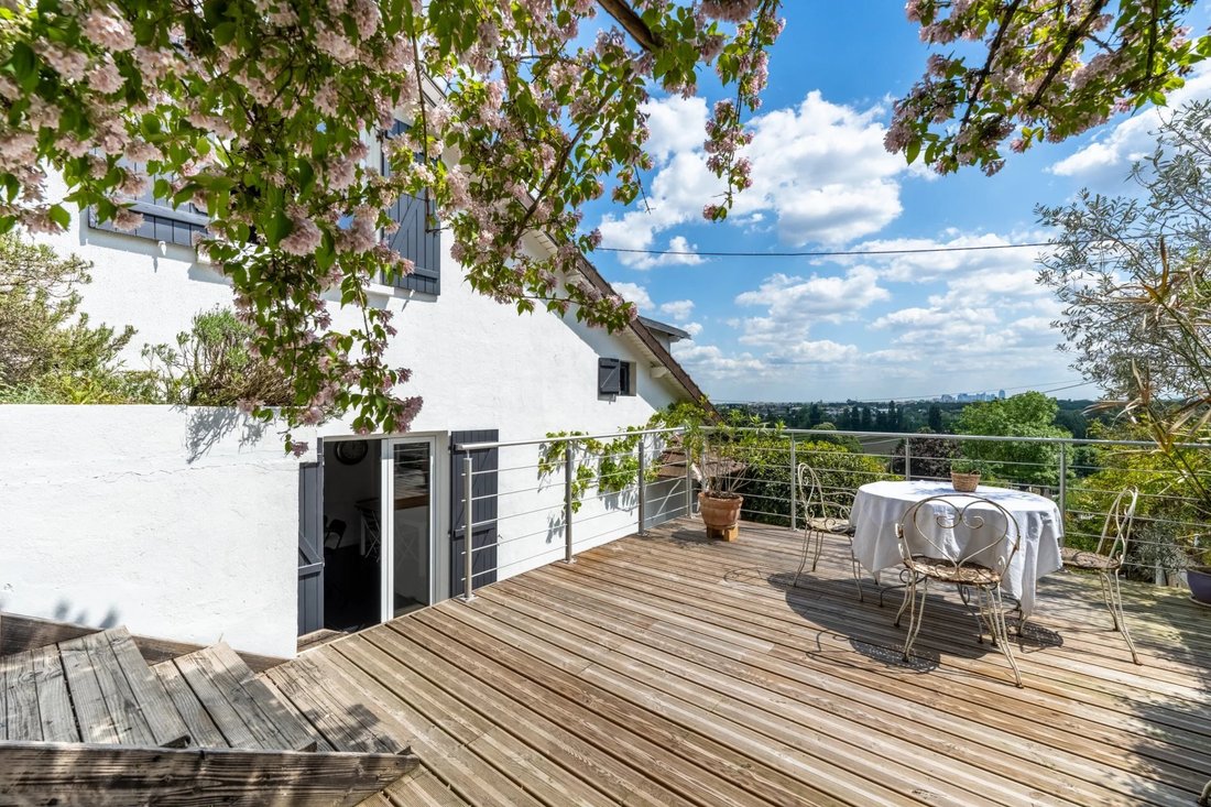 House in Sud, Le Mesnil-le-Roi, France 4 - 15677372