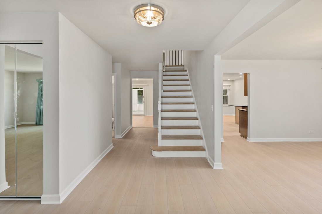 House in Riverwoods, Illinois, United States 2 - 18370891