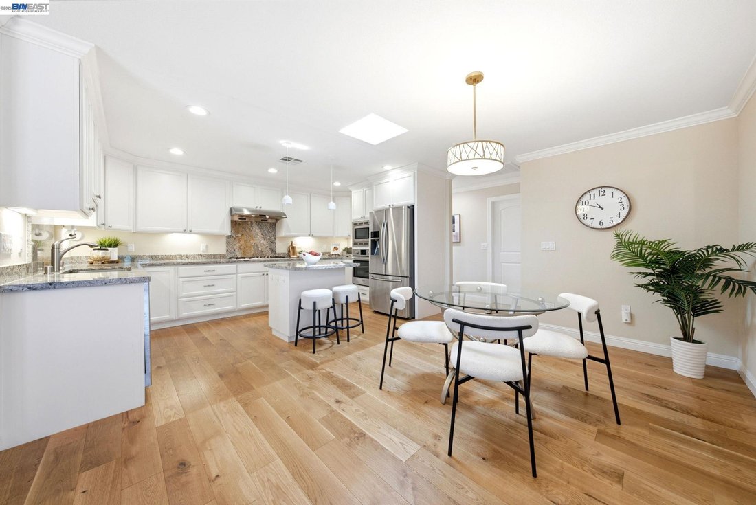 Townhouse in Walnut Creek, California, United States 1 - 18370843