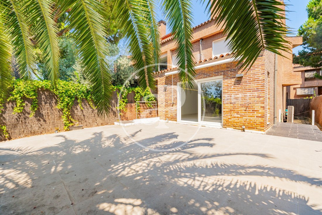 Villa in La Moraleja, Alcobendas, Comunidad de Madrid 3 - 18371255