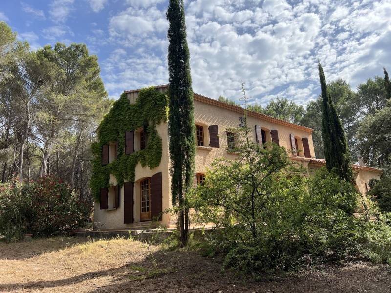Estate in Centre, Lambesc, France 3 - 16245949
