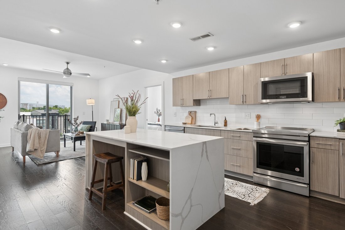 Condo in Nashville, Tennessee, United States 1 - 18370766