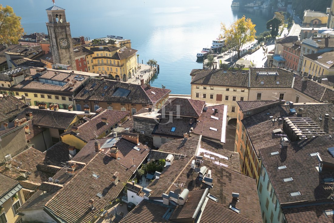 Andere in Riva del Garda, Trentino-Südtirol, Italien 1 - 18370991