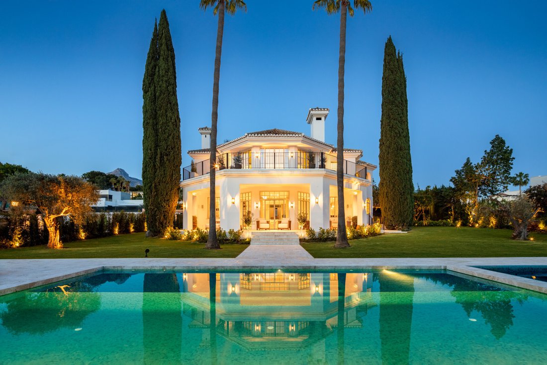 Villa in Marbella, Andalusia, Spain 5 - 18371161