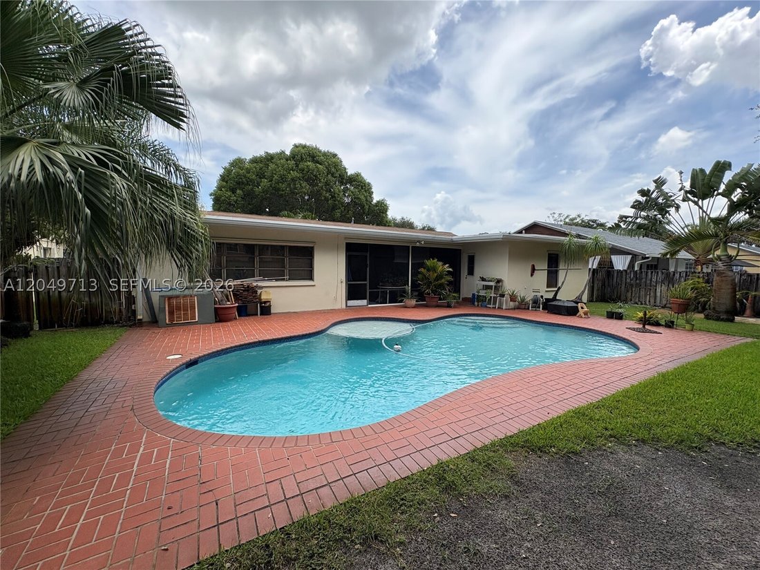 House in Davie, Florida, United States 5 - 18371013