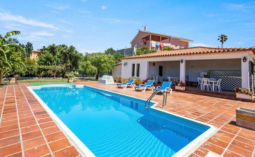 Villa in Lourinha e Atalaia, Lisbon, Portugal 1