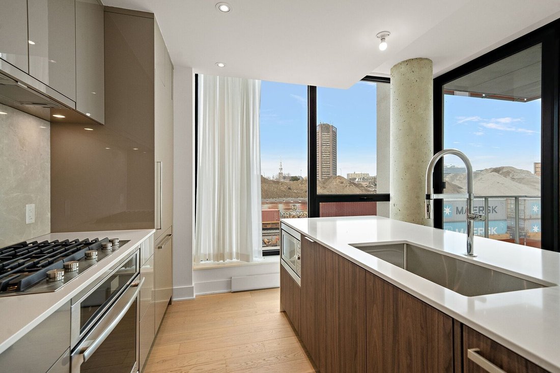 Condo in Montreal, Quebec, Canada 3 - 18371112