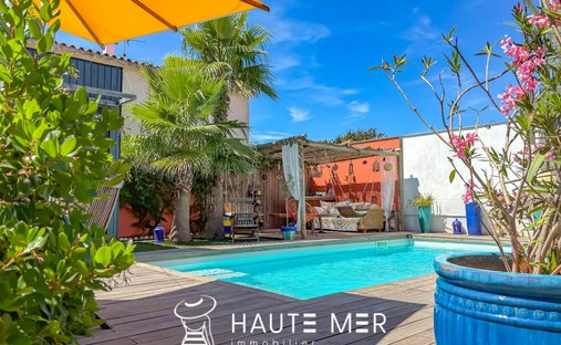 House in Gare-Saint Michel, Les Sables-d'Olonne, France 1
