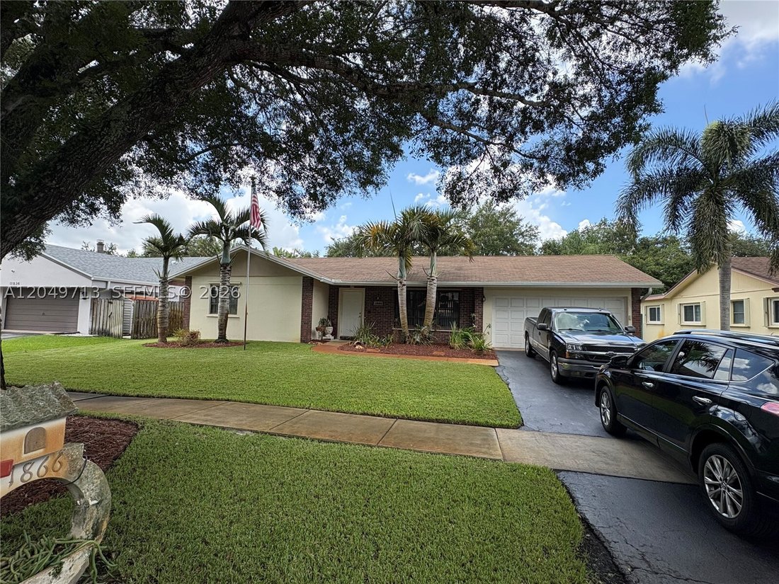 House in Davie, Florida, United States 3 - 18371013