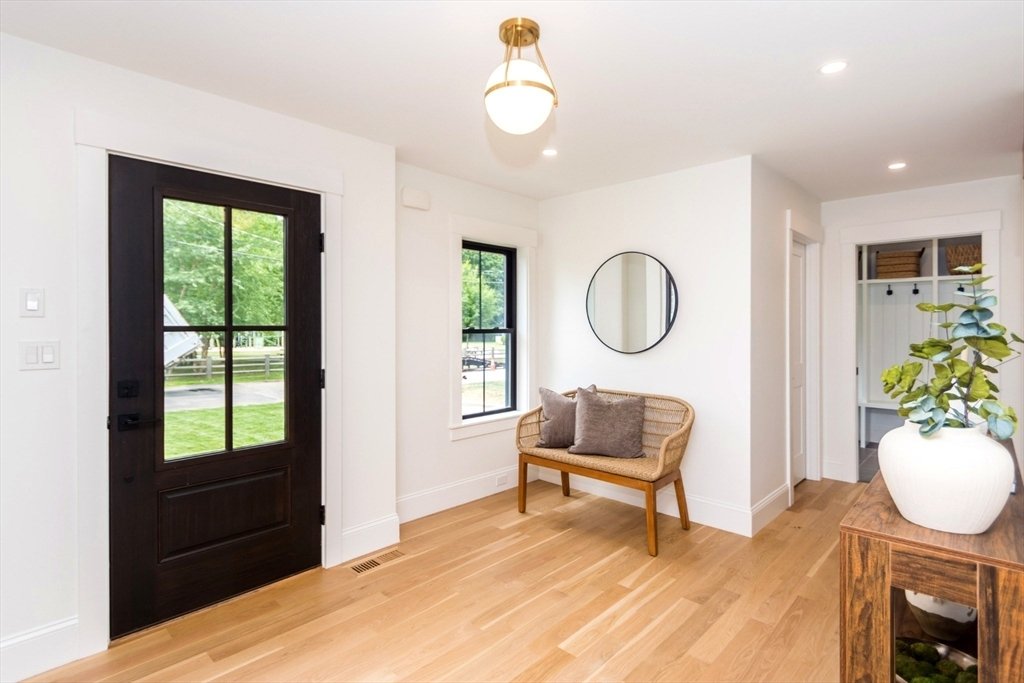 House in Waltham, Massachusetts, United States 3 - 18371280