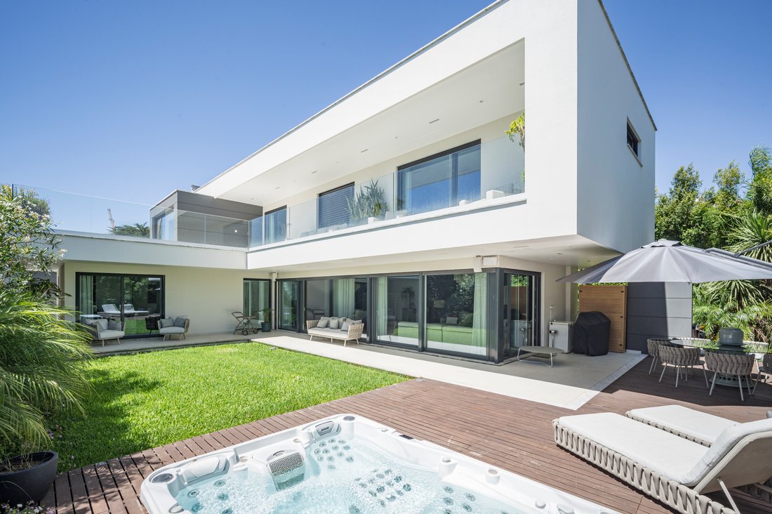Villa in Cascais e Estoril, Lisbon, Portugal 1 - 18370900