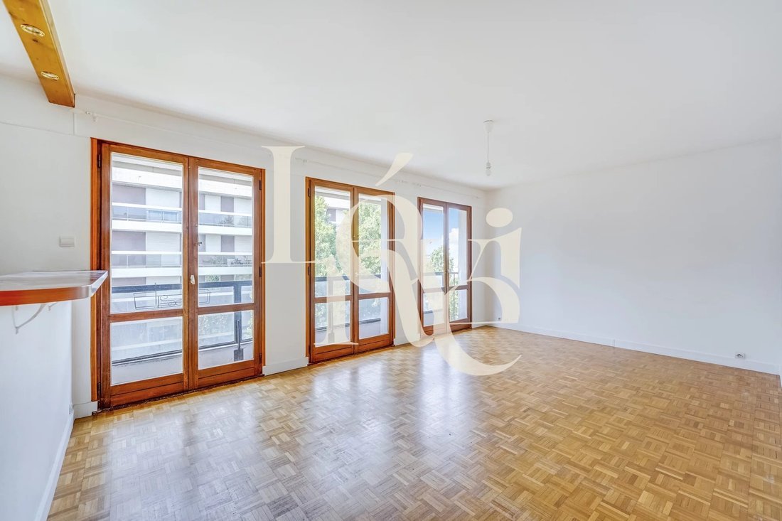 Apartment in Nationale-Deux Moulins, Paris 13e Arrondissement, Paris 2 - 17449030