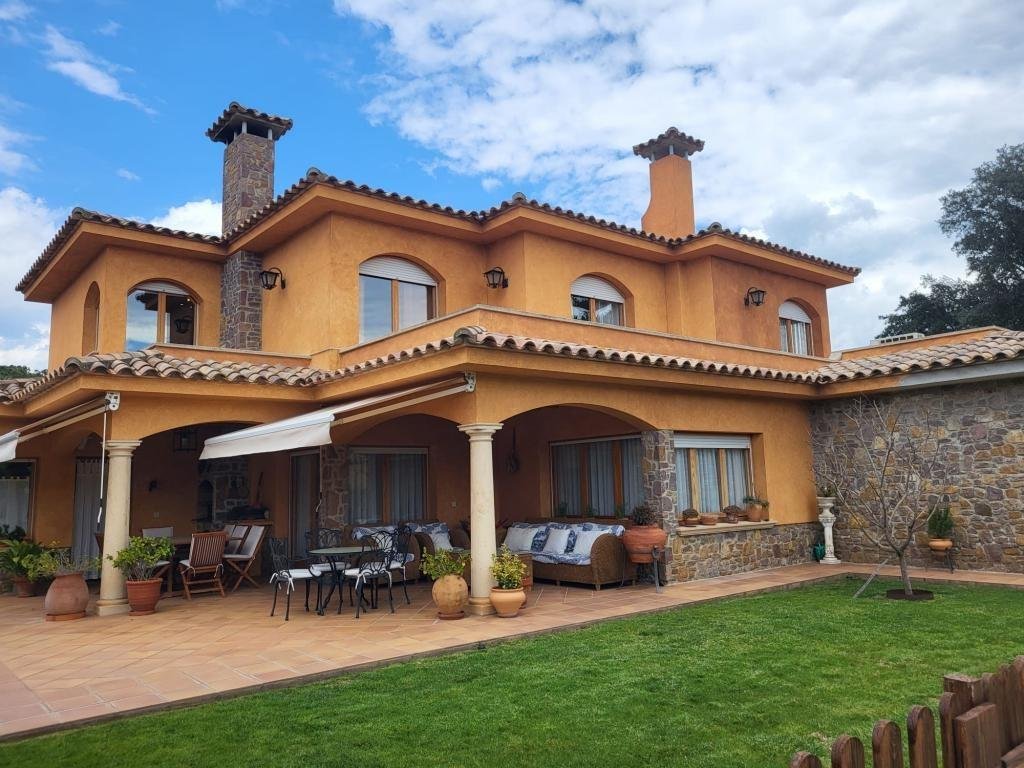 Villa en Montrás, Cataluña, España 4 - 18371066