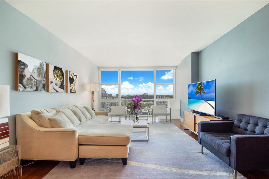 Condo in Miami Beach, Florida, United States 4 - 18371378