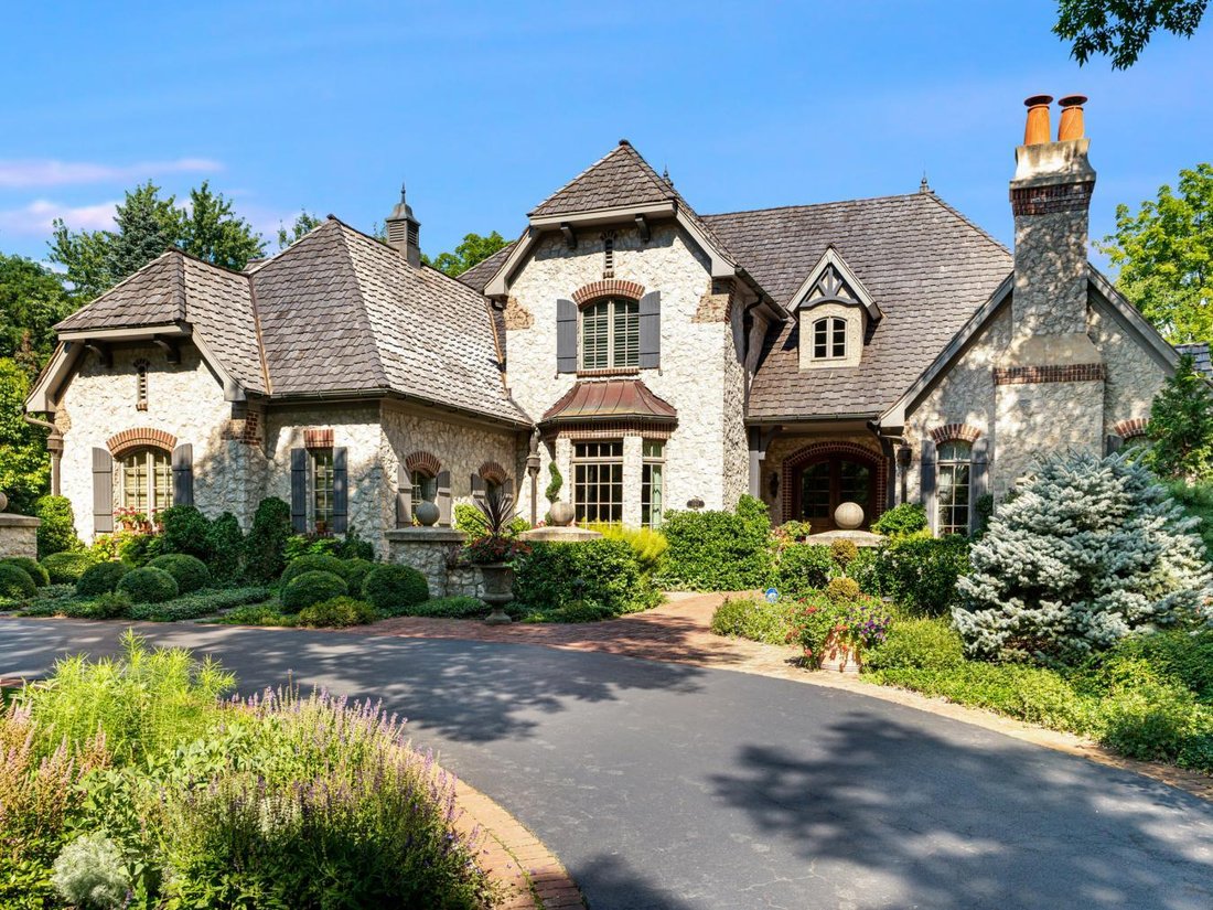 House in St. Charles, Illinois, United States 1 - 18371344