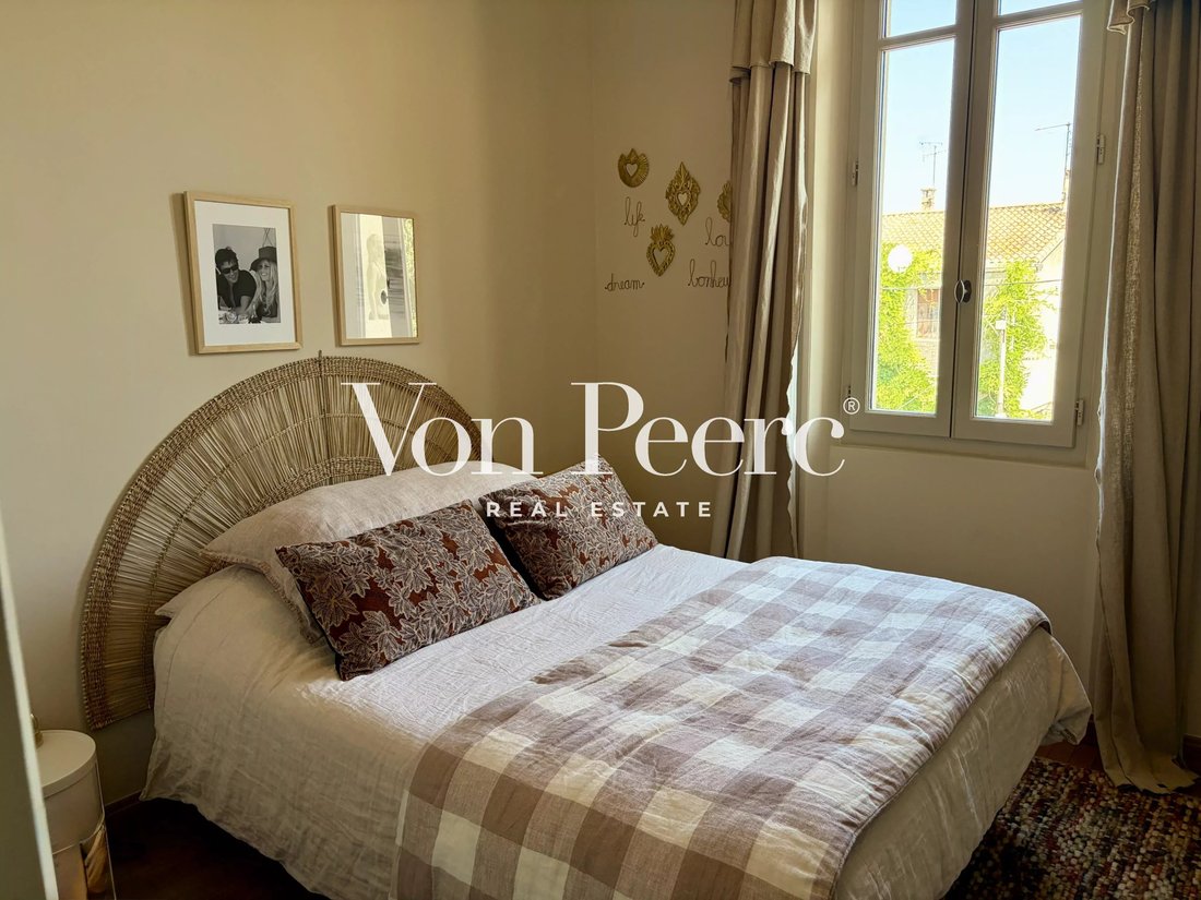 Townhouse in Saint-Rémy-de-Provence, Provence-Alpes-Côte d'Azur, France 3 - 18371329