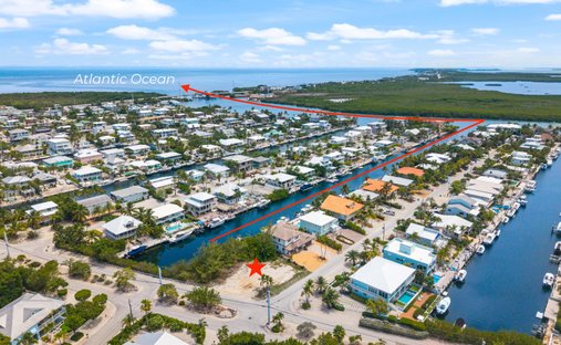 Land in Islamorada, Florida, United States 1