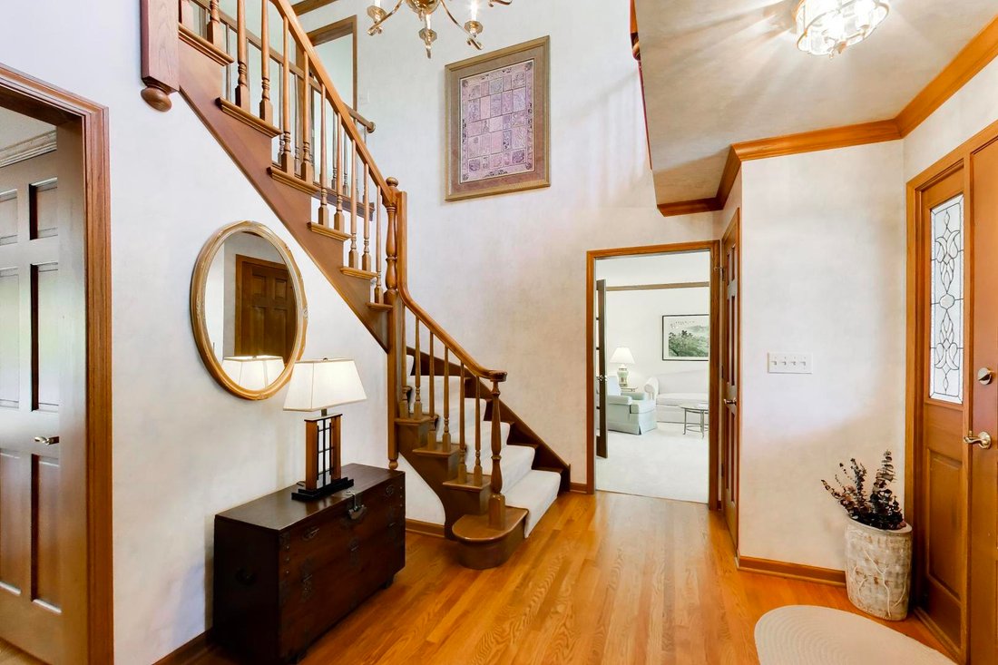 House in Libertyville, Illinois, United States 4 - 18371432