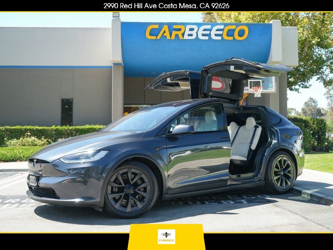 Suv in Costa Mesa, CA, United States 1 - 18195032