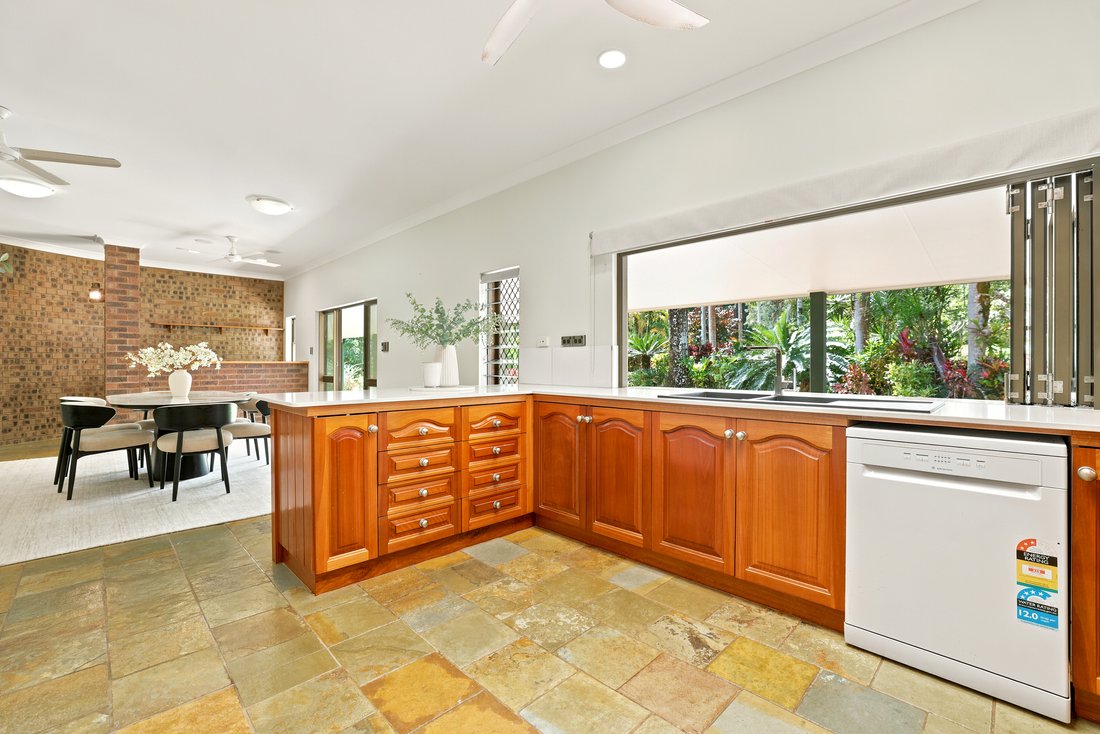 Farm Ranch in Little Mulgrave, Queensland, Australia 4 - 18371521