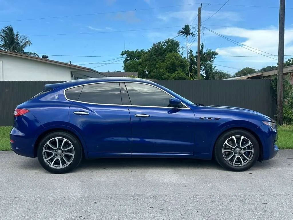 Suv in West Park, FL, United States 3 - 18371631