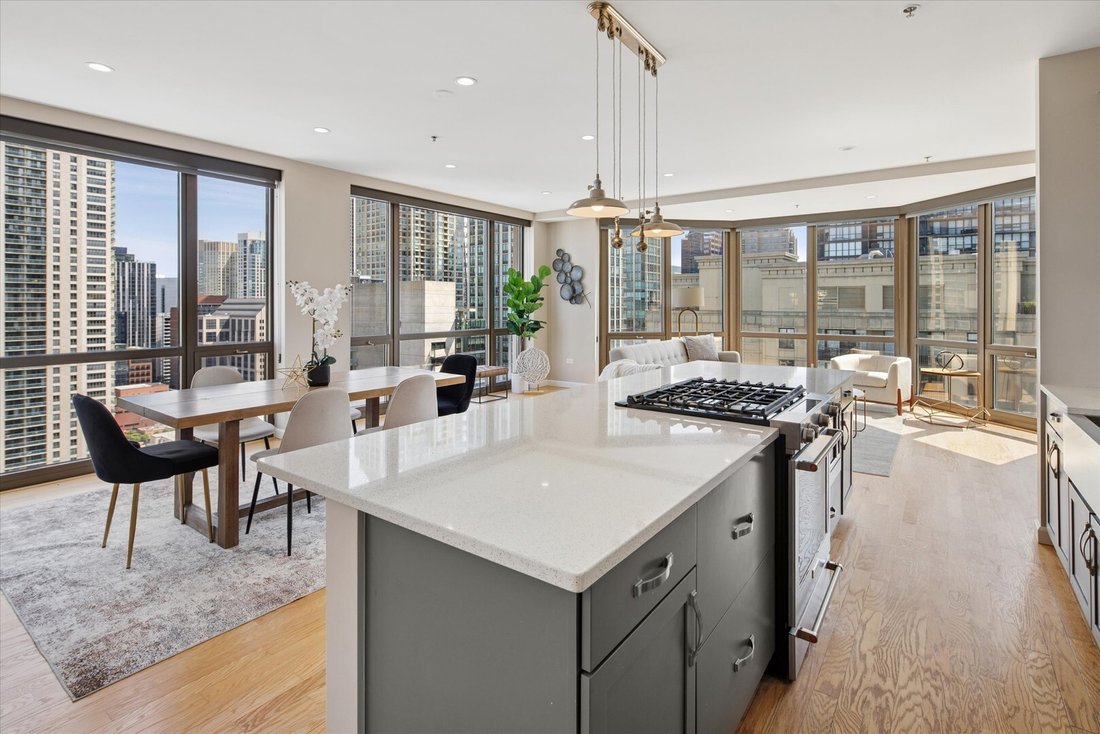 Condo in Chicago, Illinois, United States 2 - 18371455