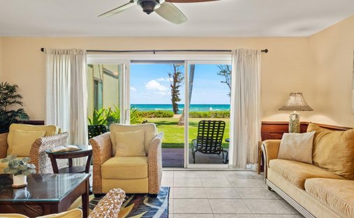 House in Kapaʻa, Hawaii, United States 1