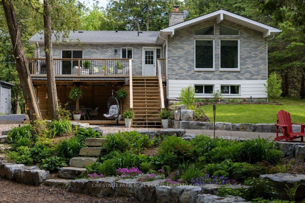 House in Stone Mills, Ontario, Canada 1 - 18371481