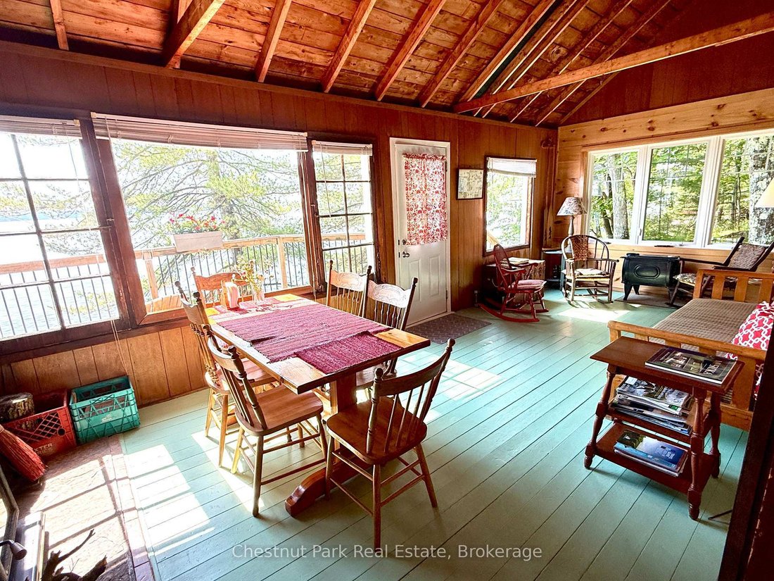 House in Bracebridge, Ontario, Canada 3 - 18371474