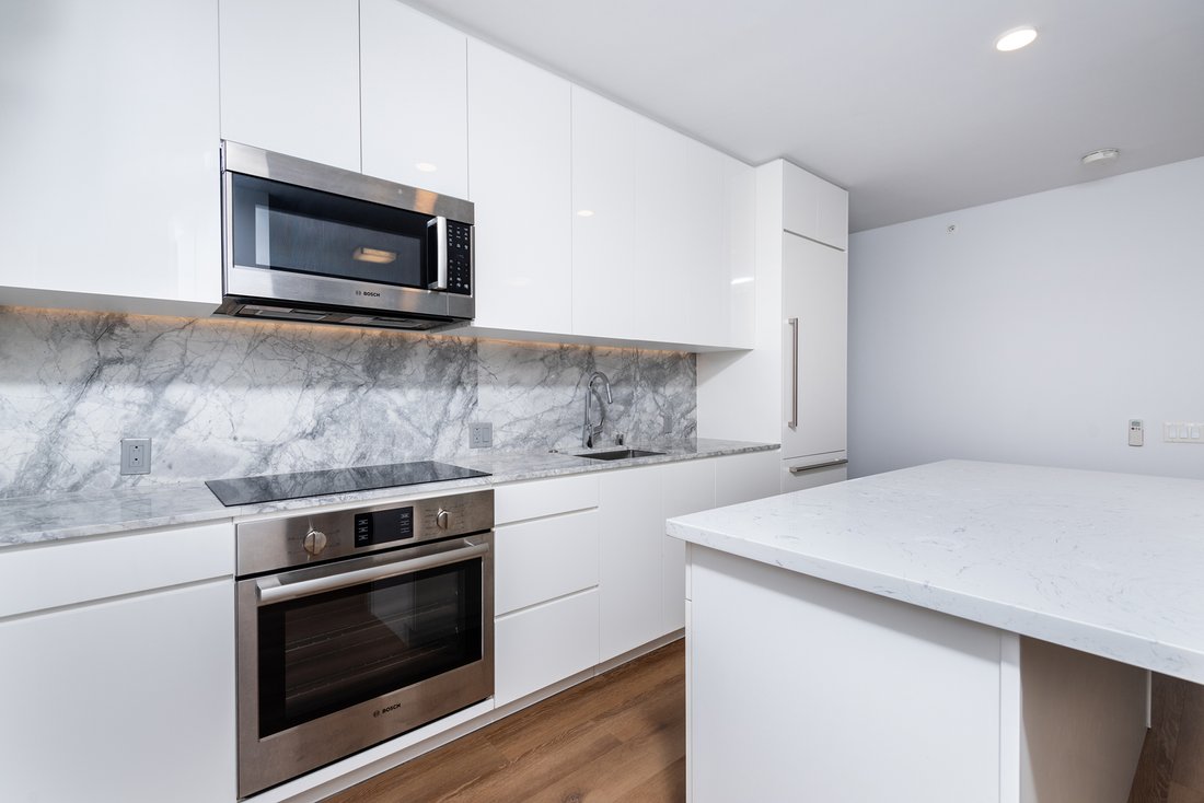 Condo in Honolulu, Hawaii, United States 4 - 18371377