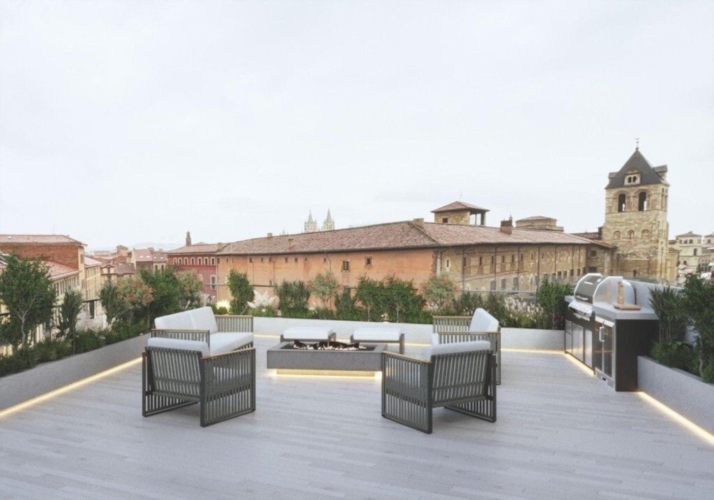 Apartment in Centro, Lion, Spain 1 - 18371405