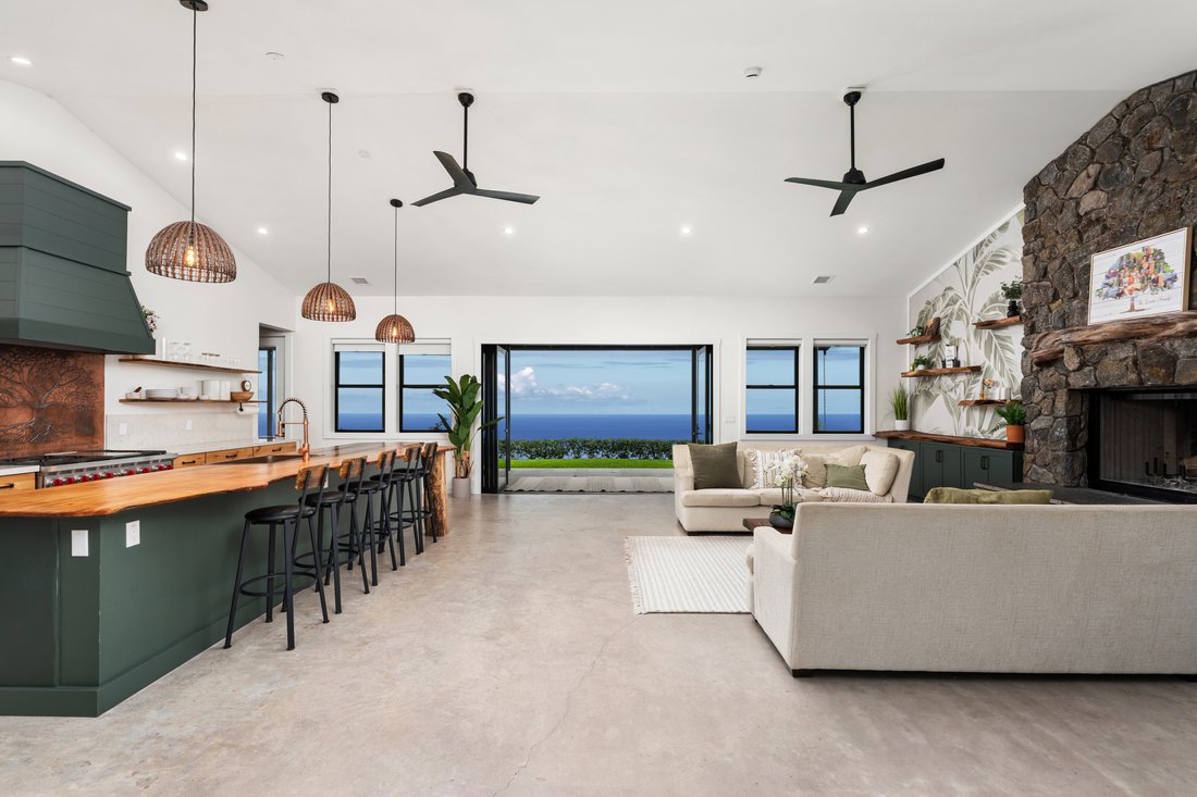 Kailua-Kona, Hawaii, United States 2 - 18371484