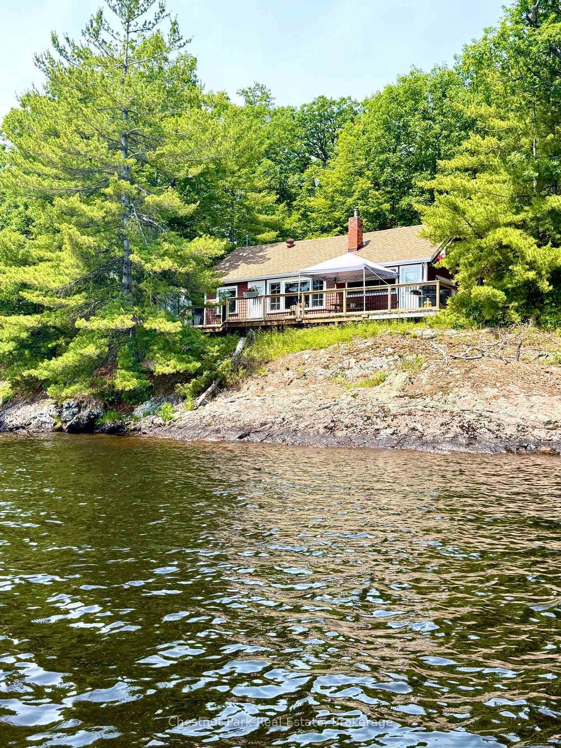 House in Bracebridge, Ontario, Canada 1 - 18371474