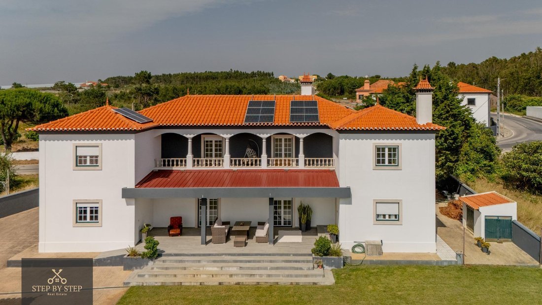 Villa in A dos Cunhados e Maceira, Lisbon, Portugal 1 - 18371531