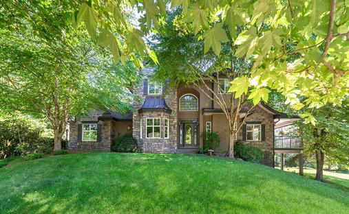 Estate in Maple Ridge, British Columbia, Canada 1