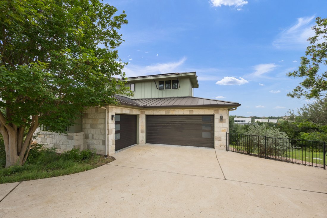 Austin, Texas, United States 3 - 18371491