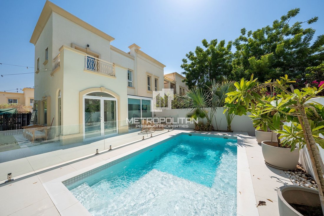 Townhouse in The Springs, Dubai, United Arab Emirates 1 - 18371364