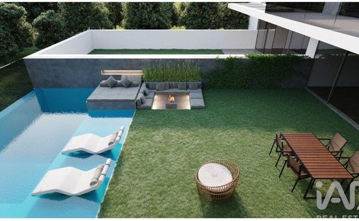 Townhouse in Montenegro, Algarve, Portugal 1