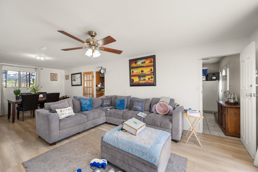 House in Vancouver, British Columbia, Canada 5 - 18371423
