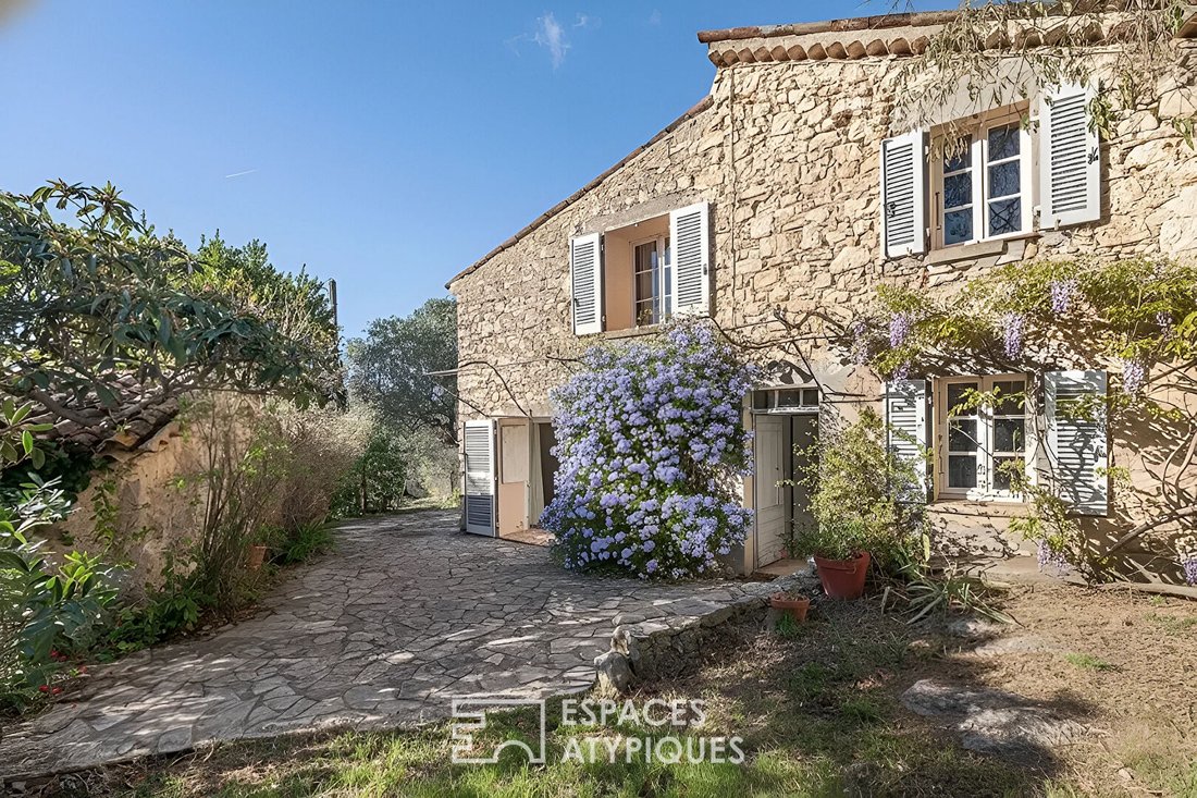 Villa in Saint-Paul-en-Forêt, Provence-Alpes-Côte d'Azur, France 1 - 18368419