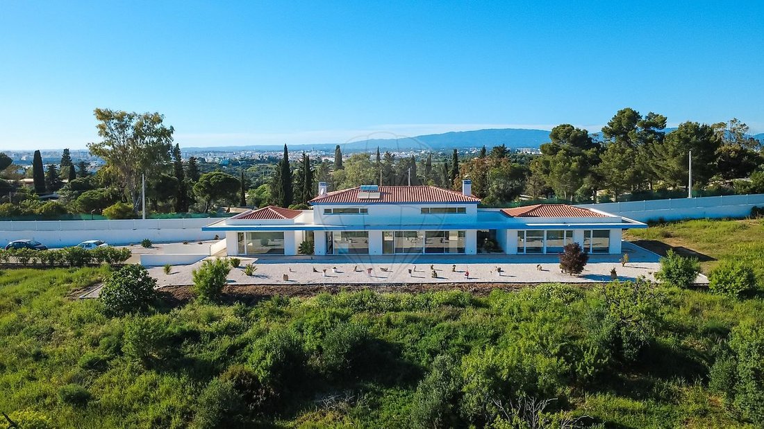 Villa in Ferragudo, Algarve, Portugal 1 - 18372064