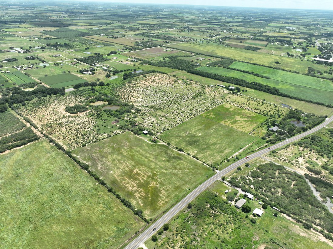 Farm Ranch in Saint Hedwig, Texas, United States 5 - 18372131