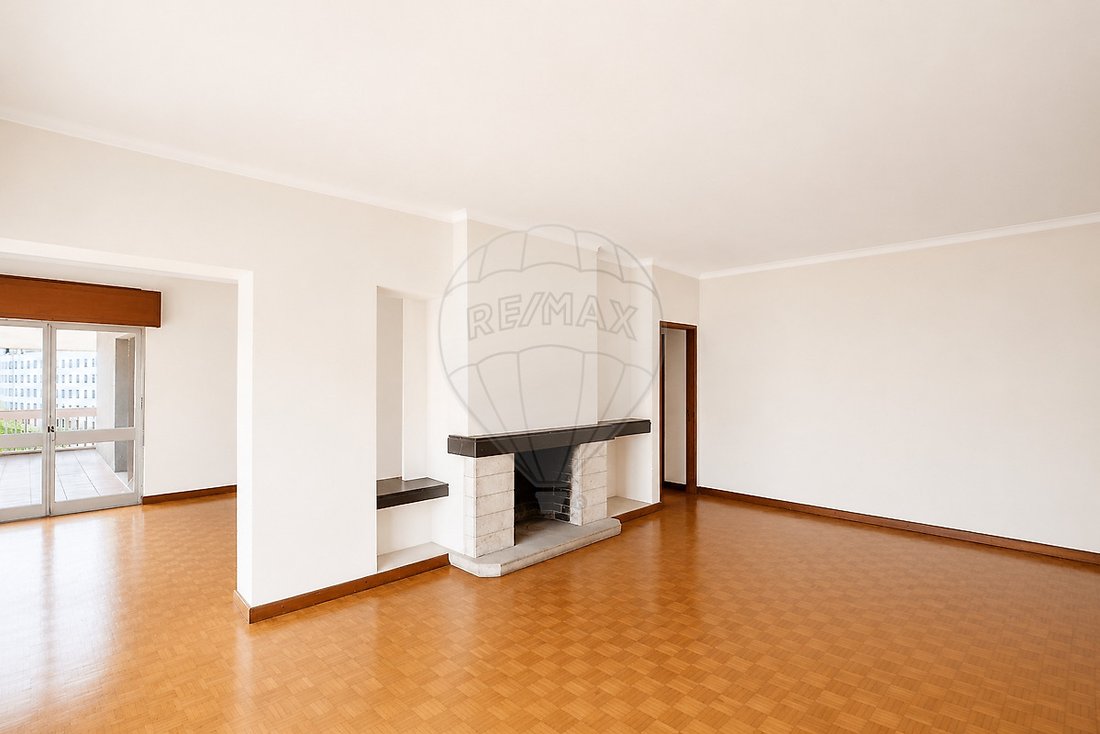 Apartment in Alges, Linda-a-Velha e Cruz Quebrada-Dafundo, Lisbon, Portugal 3 - 18372152