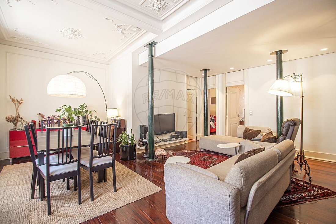 Apartment in Misericordia, Lisbon, Portugal 3 - 18372120
