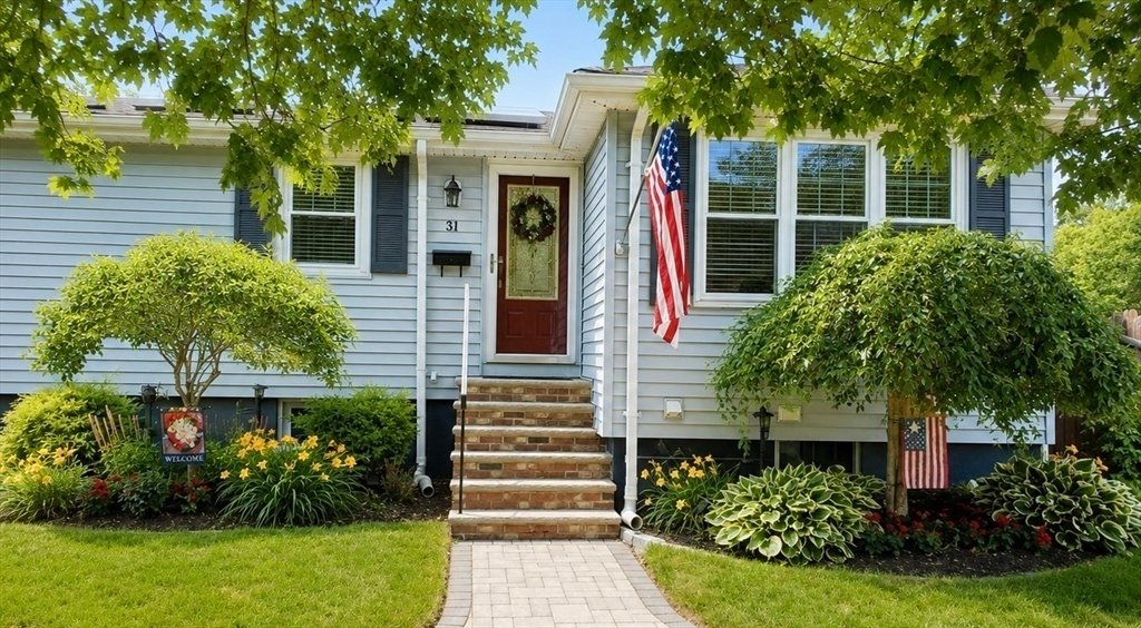 House in Lynn, Massachusetts, United States 1 - 18372035