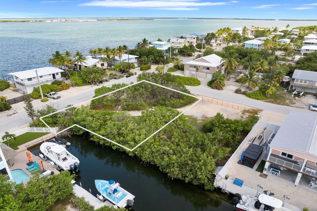 Land in Big Pine Key, Florida, United States 2 - 18372093