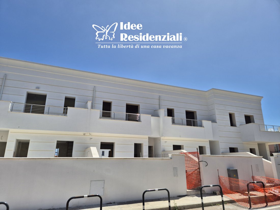 Villa in Aldo Moro Avenue, Olbia, Italy 5 - 18371745