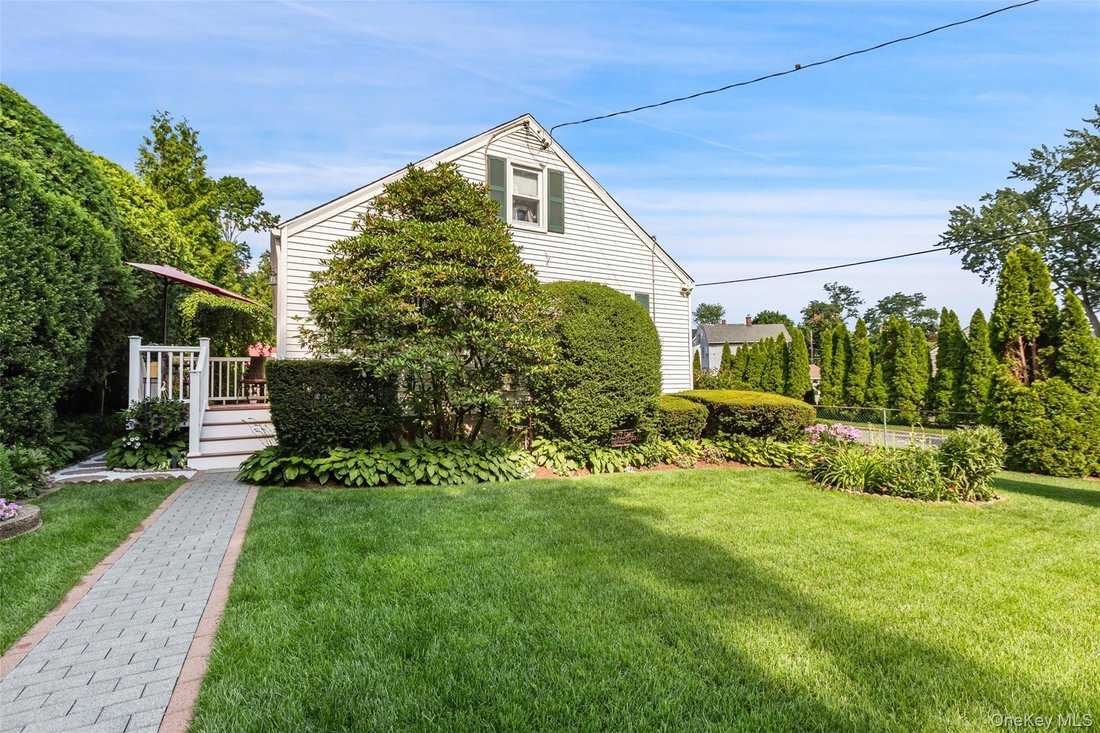 House in Port Chester, New York, United States 3 - 18372083