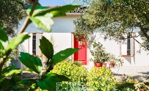 Villa in Périphérique Est, Gaillac, Frankreich 1