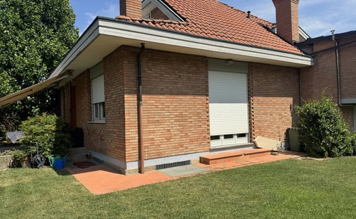 Villa en Alba, Piamonte, Italia 1